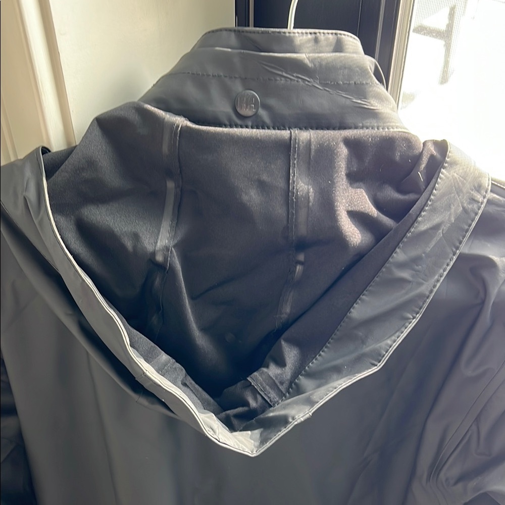 Helly Hansen Black Waterproof Jacket - image 4